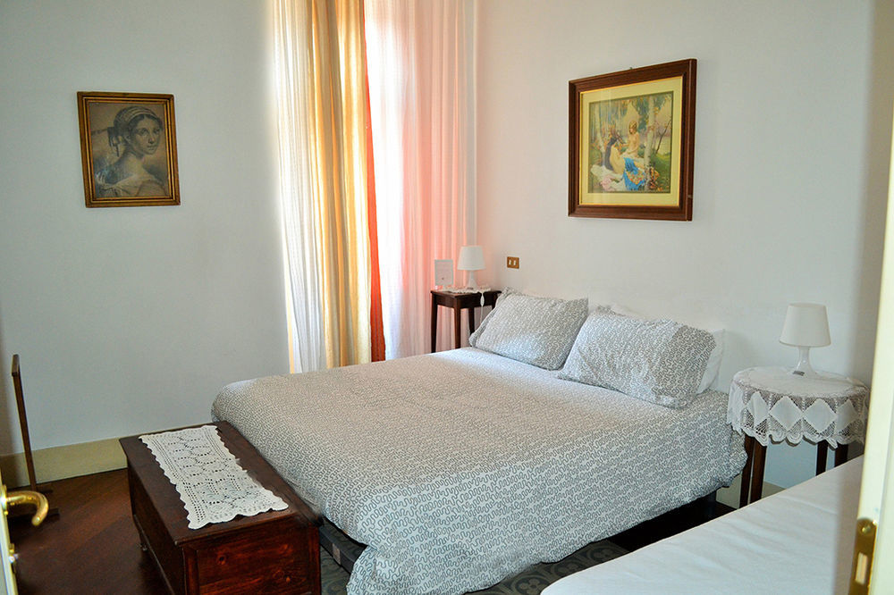 Dany Sweethouse Bed & Breakfast แบร์กาโม ภายนอก รูปภาพ