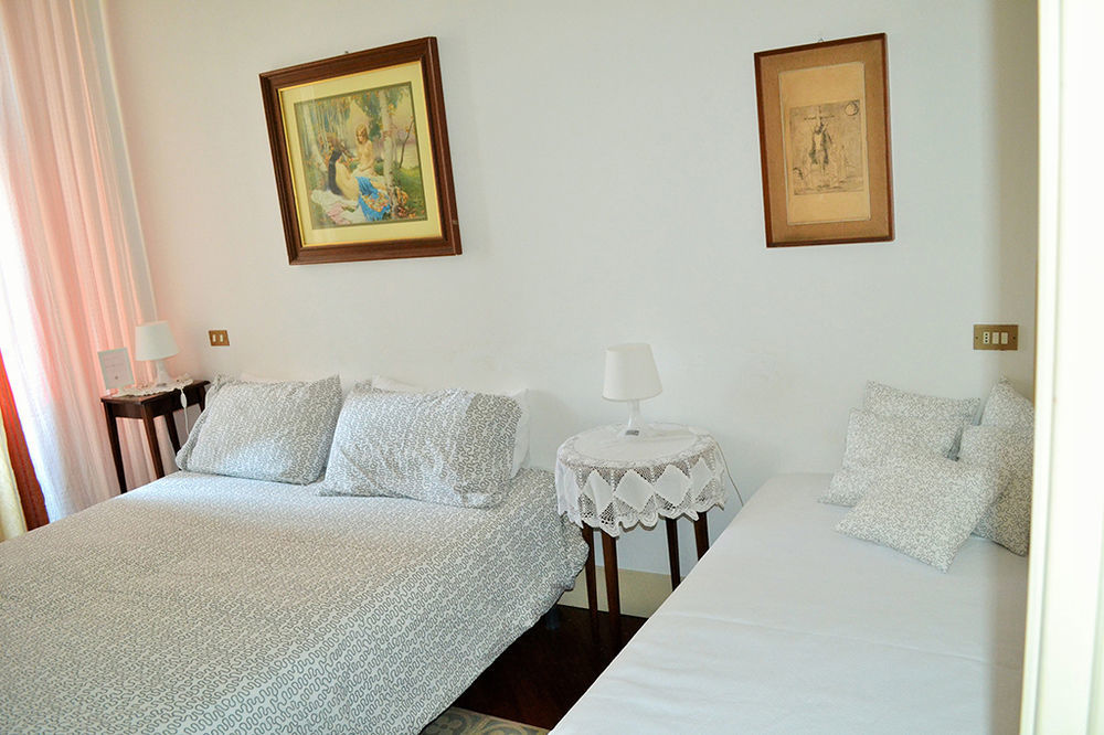 Dany Sweethouse Bed & Breakfast แบร์กาโม ภายนอก รูปภาพ