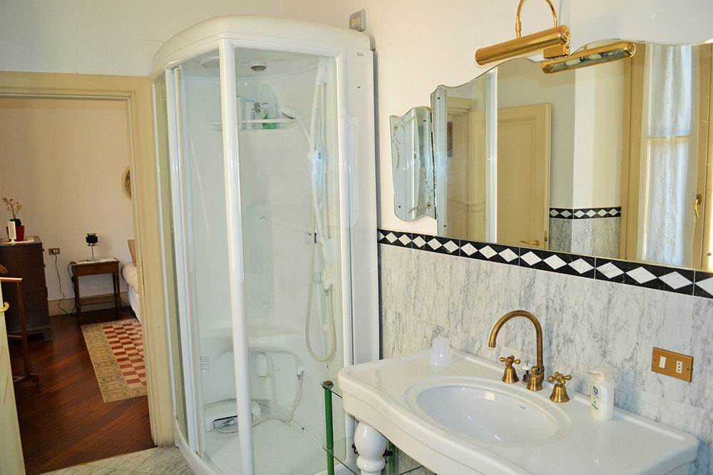 Dany Sweethouse Bed & Breakfast แบร์กาโม ภายนอก รูปภาพ